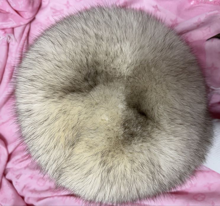 Caciula de blana naturala in stil rusesc, 55,5cm diametru interior