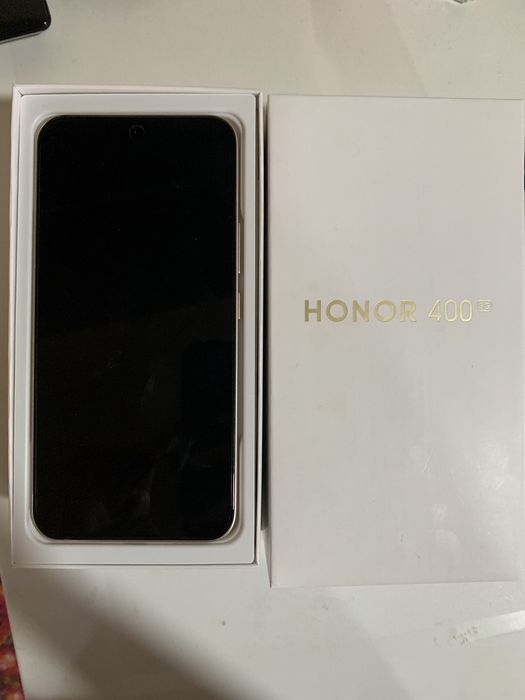 HONOR 400 8/256 ГБ (Desert Gold)