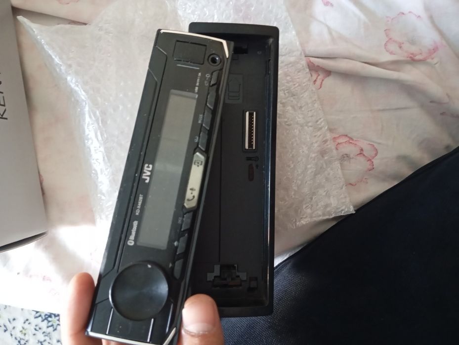 Продам магнитолу