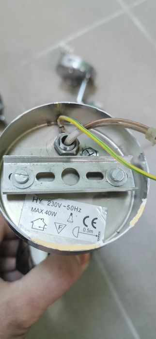 Vând ieftin 8 spoturi nichelate