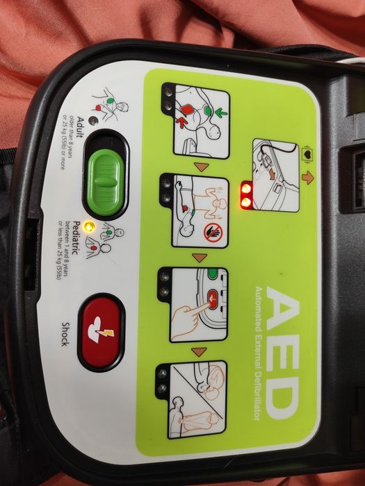 Defibrilator Technoheart plus AED
