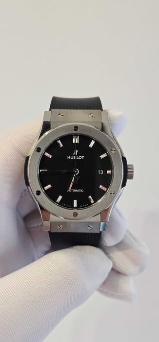 Чacы Нublot Classiс Fusiоn Тitаnium 42mm