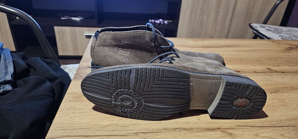 Обувки bugatti 1978