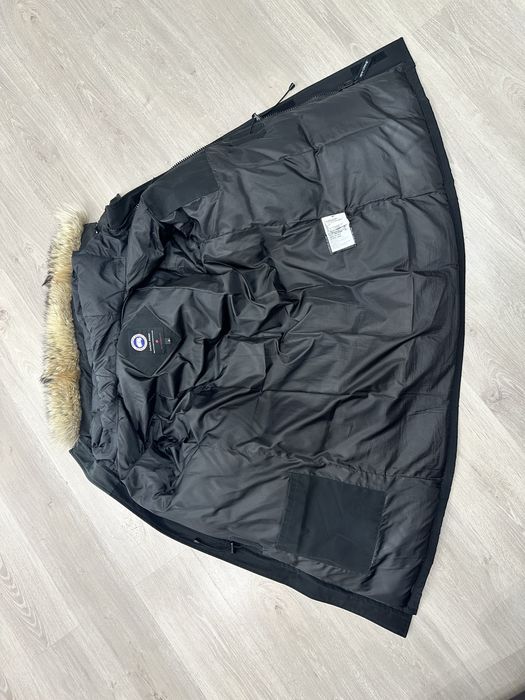 Мужской пуховик Canada goose