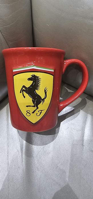 Пивная кружка Ferrari