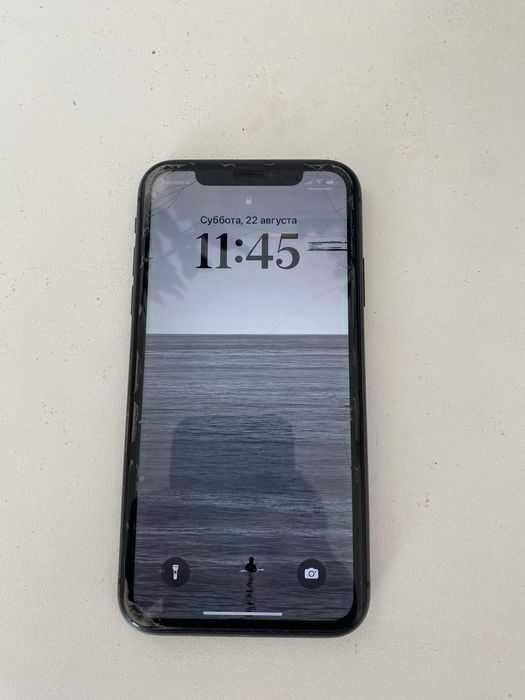 Продам Iphone 11