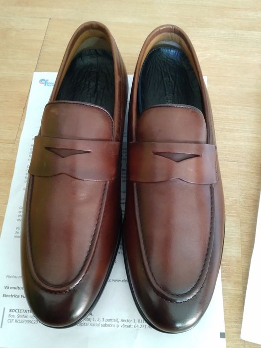 Pantofi "Benvenuti marimea 39,,25,7 interior.Sunt noi /nouti.