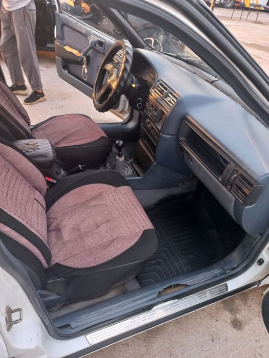 Опел вектра  1.8