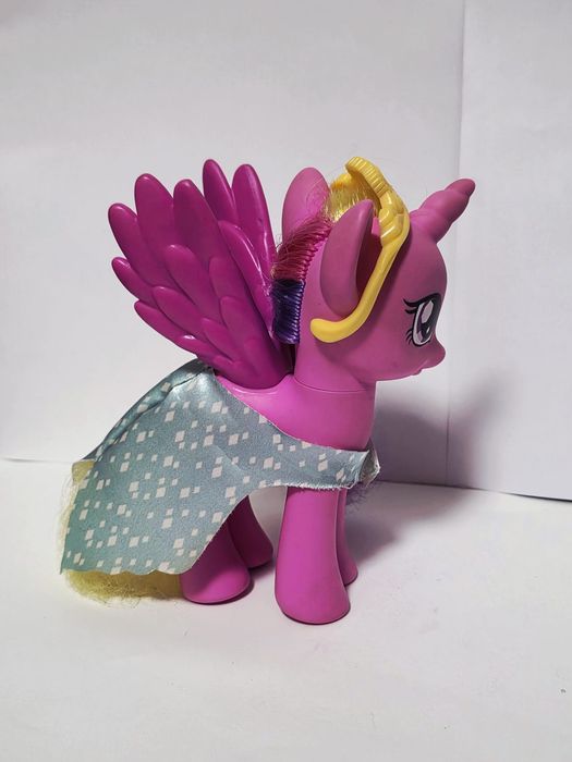 My little pony prințesa Cadența (Princess cadance)