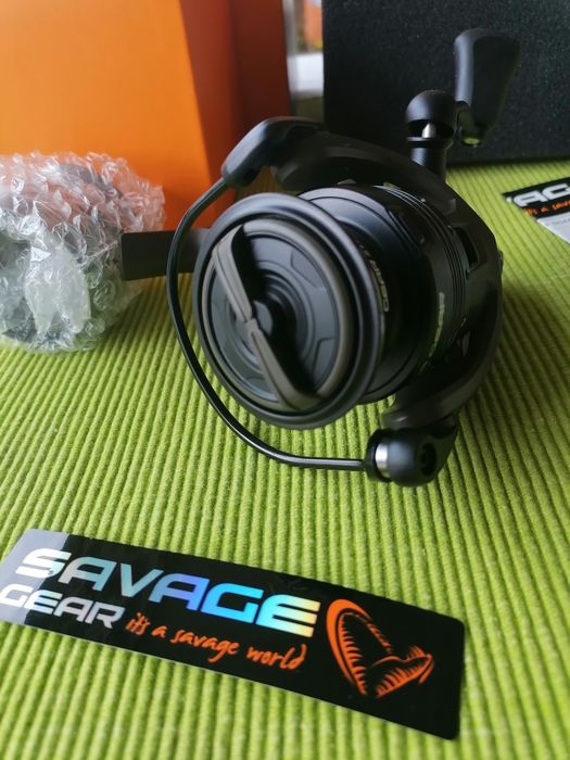Mulinete Savage Gear SG4 AG3000 H  FD