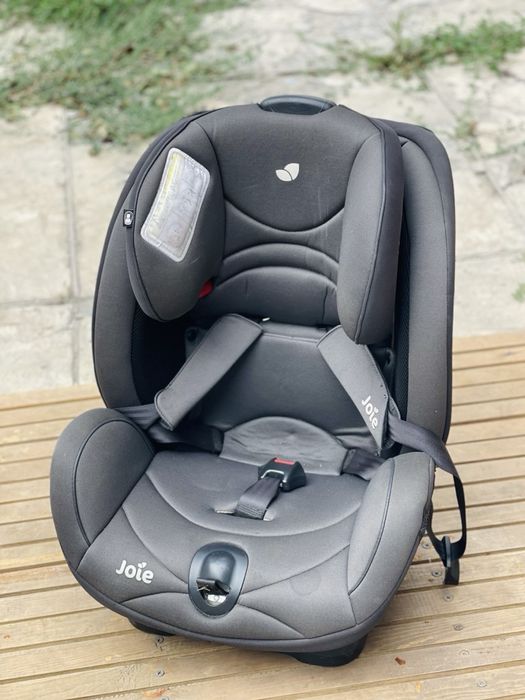 Автокресло Joie для ребенка