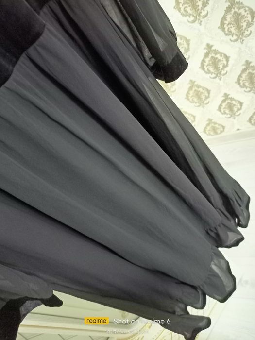 Продам платье вечернее черное