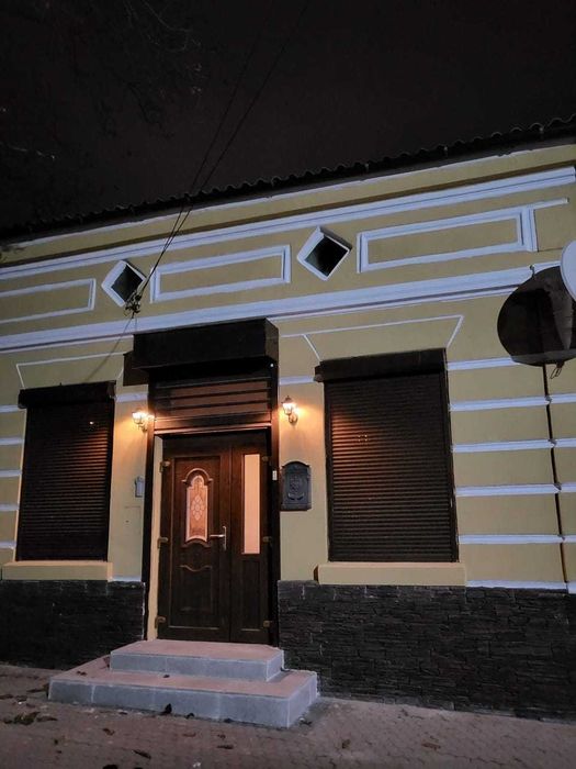 Locuință ,casă,spațiu comercial