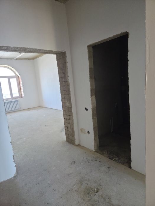 Продам 2 комнатную квартиру 63,8 кв