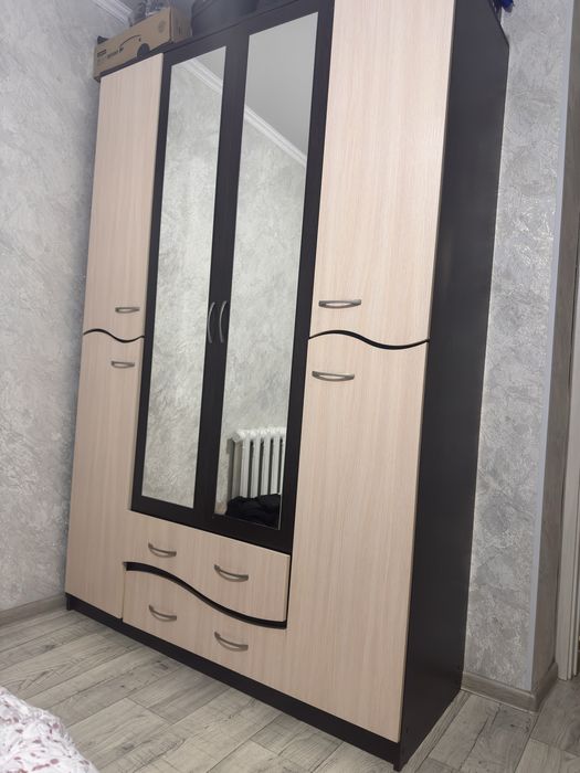 Спальный гарнитур