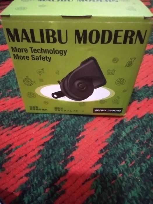 Malibu modern.         .