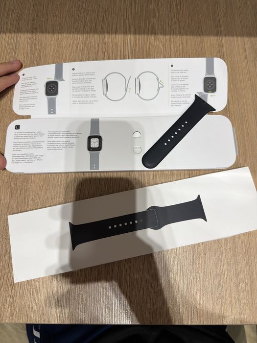 Apple watch SE срочно продаю