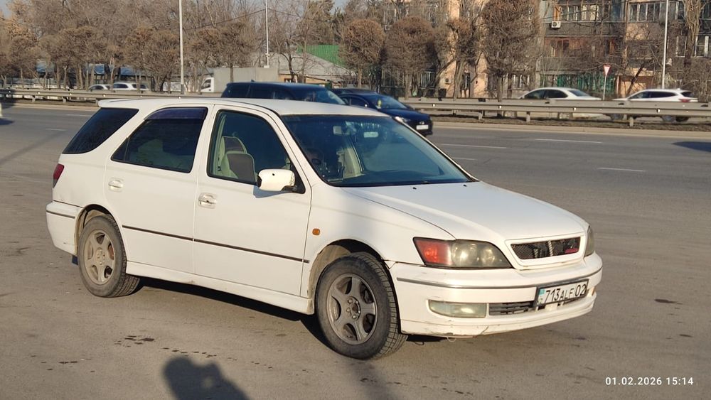 Продам машину Tayota vista