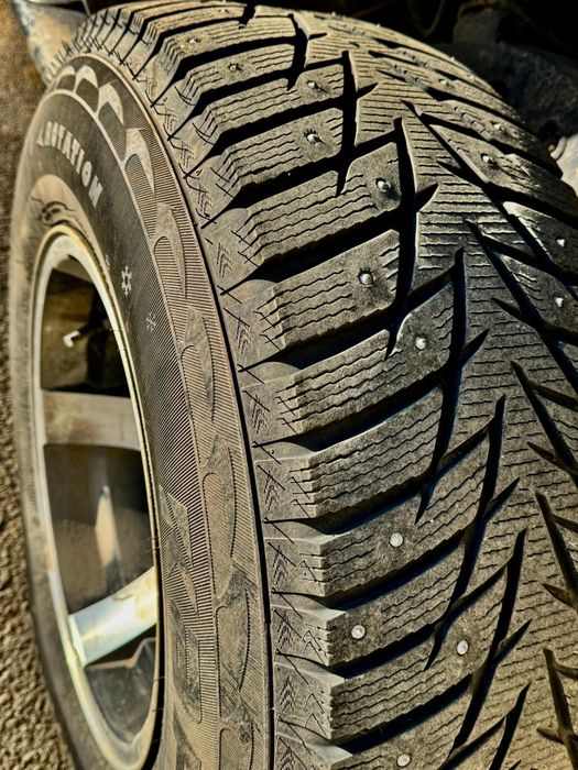 Митсубиси Монтеро спорт