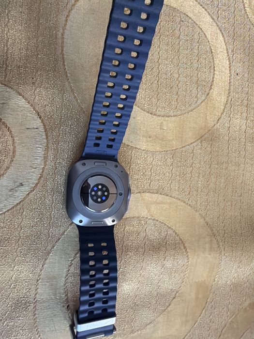 Samsung Galaxy Watch Ultra 2025 LTE (оригинал)