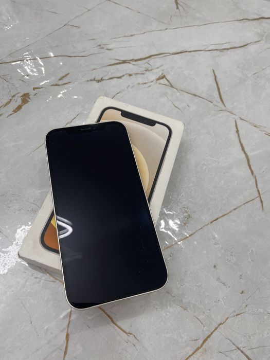 iPhone 12 продается