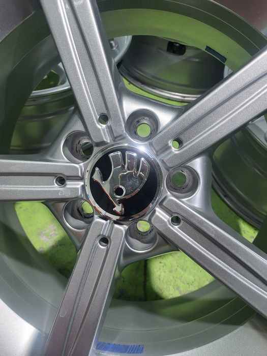 17 5x112 Skoda лети джанти 5х112 шкода