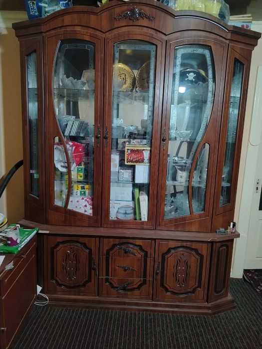 Mebel sotiladi xolati yaxshi