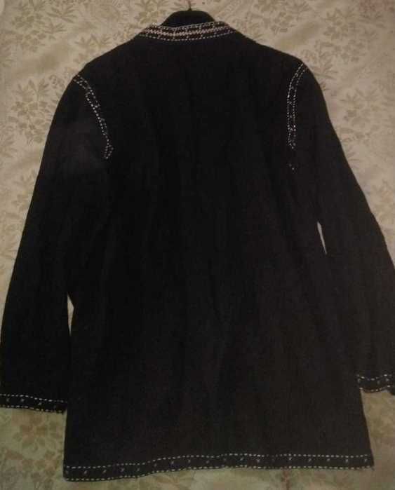 Haina populara traditionala , model foarte frumos, culoare neagra, cu cusături tradiționale, marimi M, L, XL, 2XL