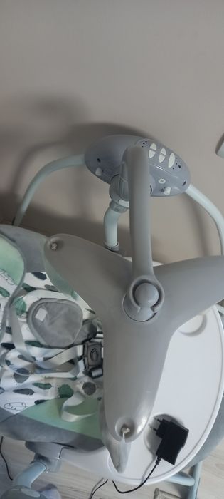 бебешка люлка шезлонг