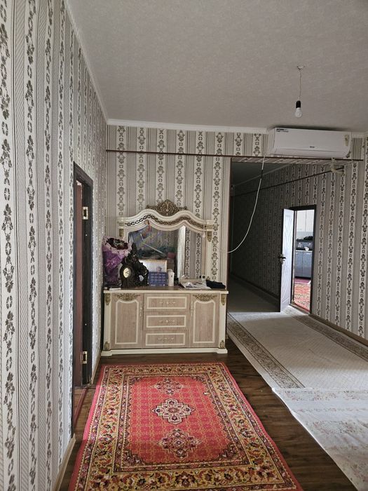 3 xonali uy sotiladi