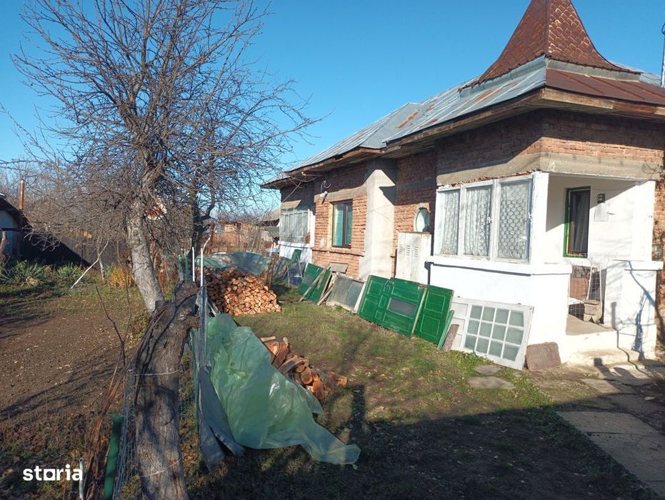 De vanzare casa in loc. Poienarii Burchii, Jud Prahova-id 18707