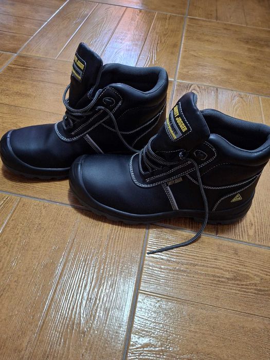 Bocancii de protecție impermeabili - Safety Jogger  ESD