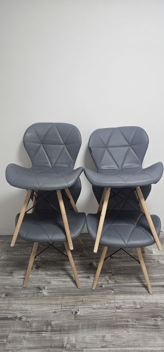 Scaune tip piele (vinil)