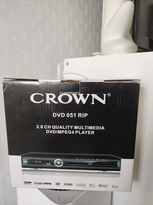 НОВО DVD Crown  с USB