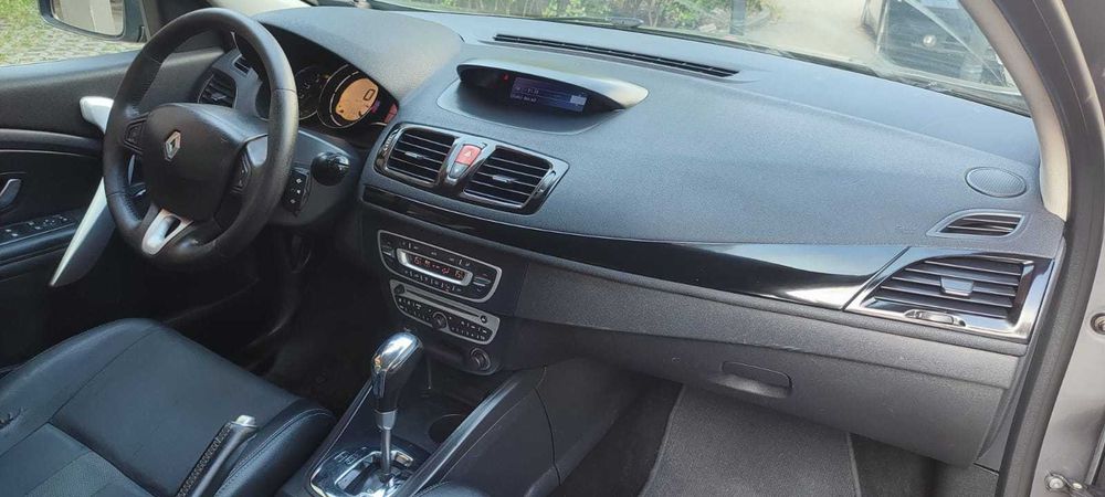 RENAULT Megane 2010 — imagine 5