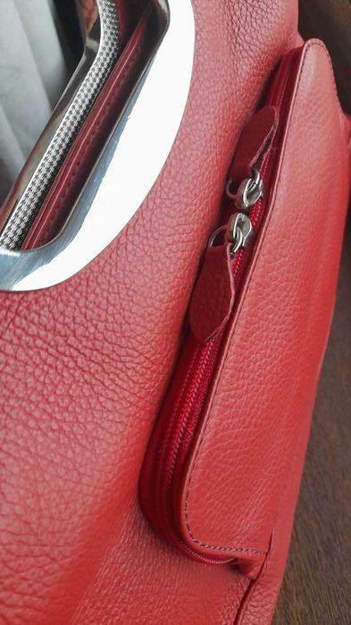 Елегантна дамска чанта от естествена кожа -Made in Italy