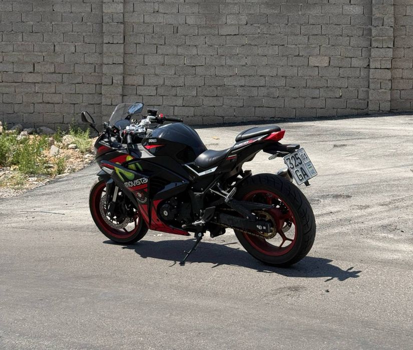 Moto 400cc srochna
