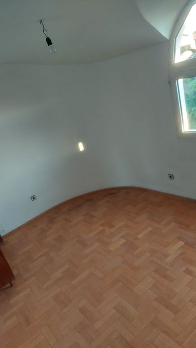 Продава се Тристаен апартамент в София, Света Троица - 101 кв.м за 1139 €/кв.м - Снимка #17