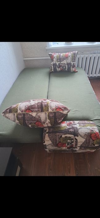 Мебель для спальни или гостиной