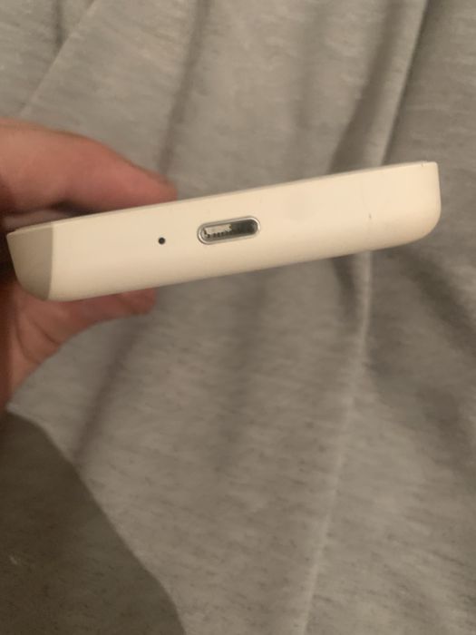 Apple MagSafe Battery Pack бу