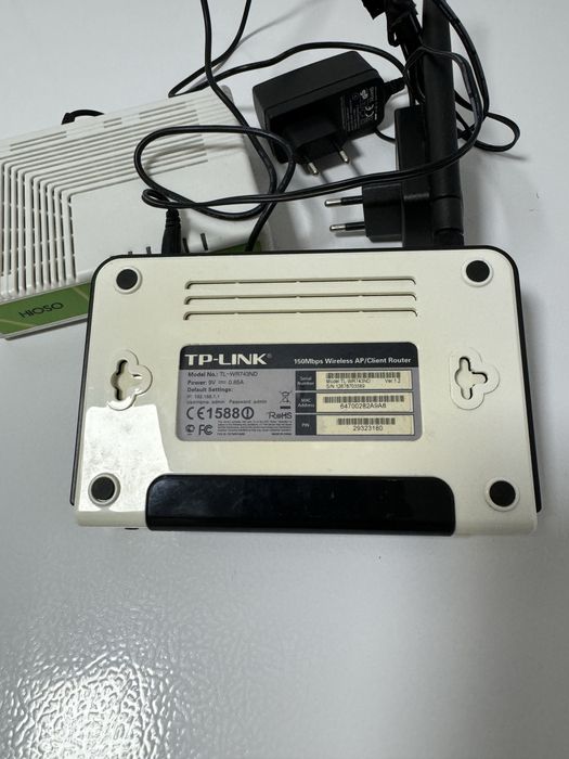 Vând 3 Routere wireless