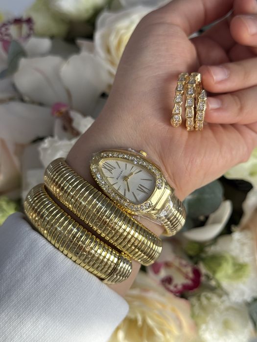 Часы,Браслеты и кольцечки супер люкс качество