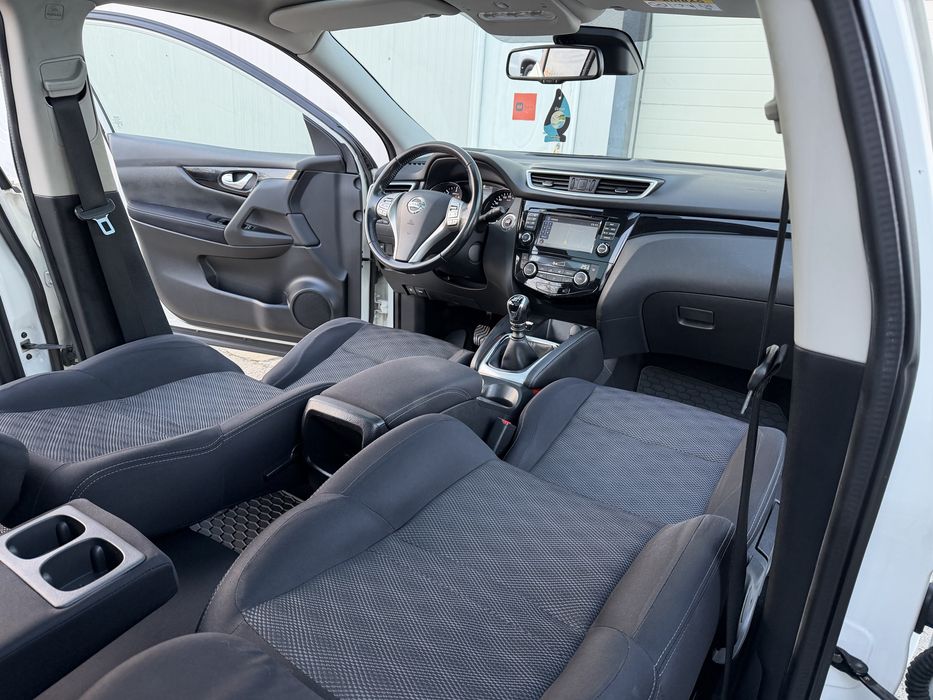 Nissan Qashqai Acenta / 1.6 dCi 130 CP / 2017 / 210.000 km / 12.600€