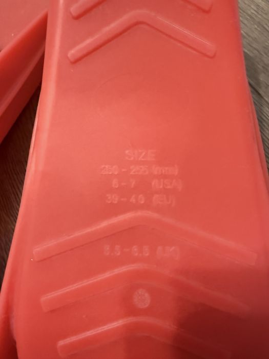 Плавници, 39-40 номер