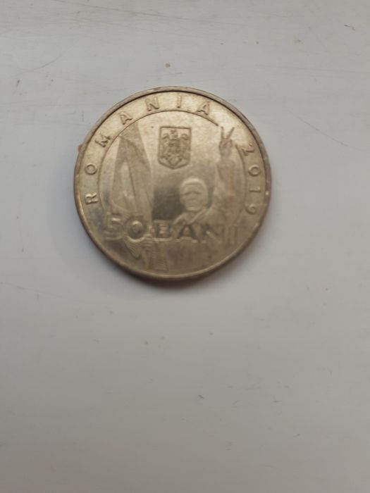 Vând monezi foarte vechi