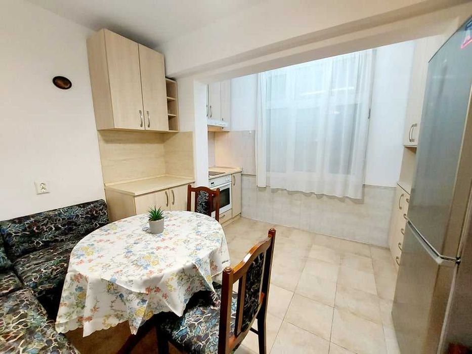 Дава се под наем Двустаен апартамент в Бургас, Зорница - 64 кв.м за 244.8 € - Снимка #1