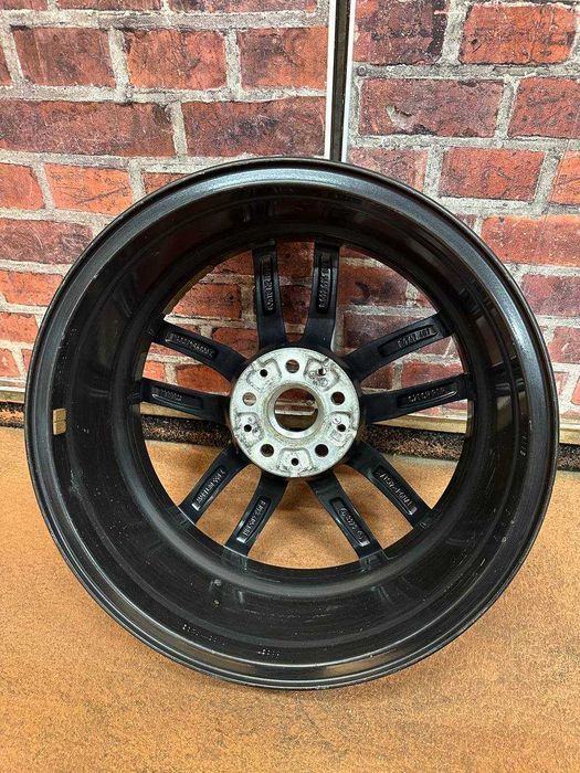 Jant BMW SERIA 5 G30 r18 j8 stil 662m