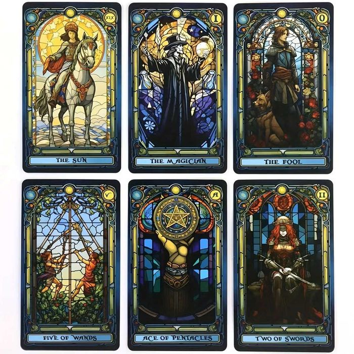 Таро. Moon Compass Tarot и Stained Glass Tarot