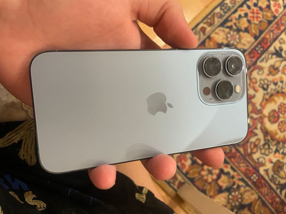 Продам Iphone 13 pro
