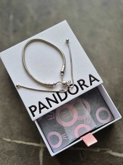 Bratara Pandora Moments